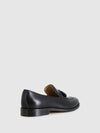 Loafers com Ponta Redonda em Preto